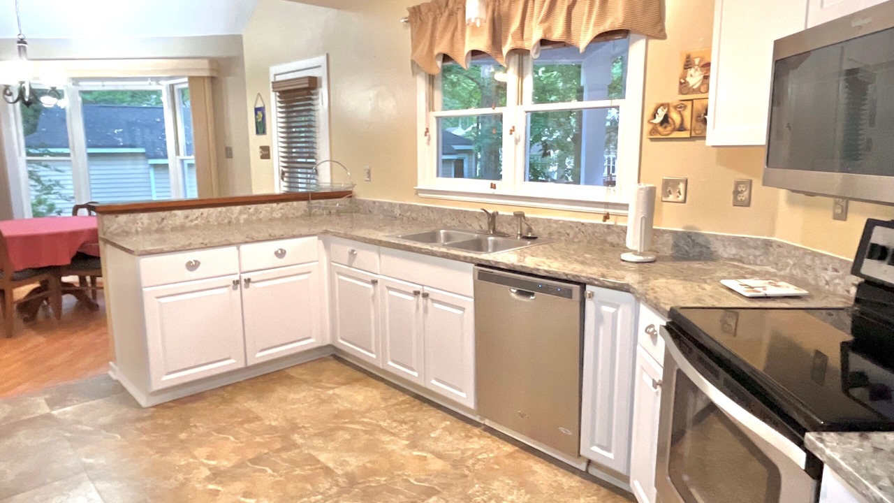 Photo of Kitchen in Woodlake