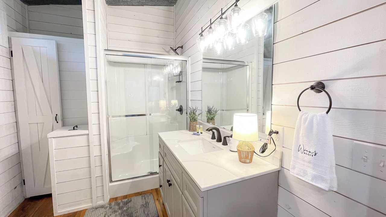 Photo of Bathroom in Marion