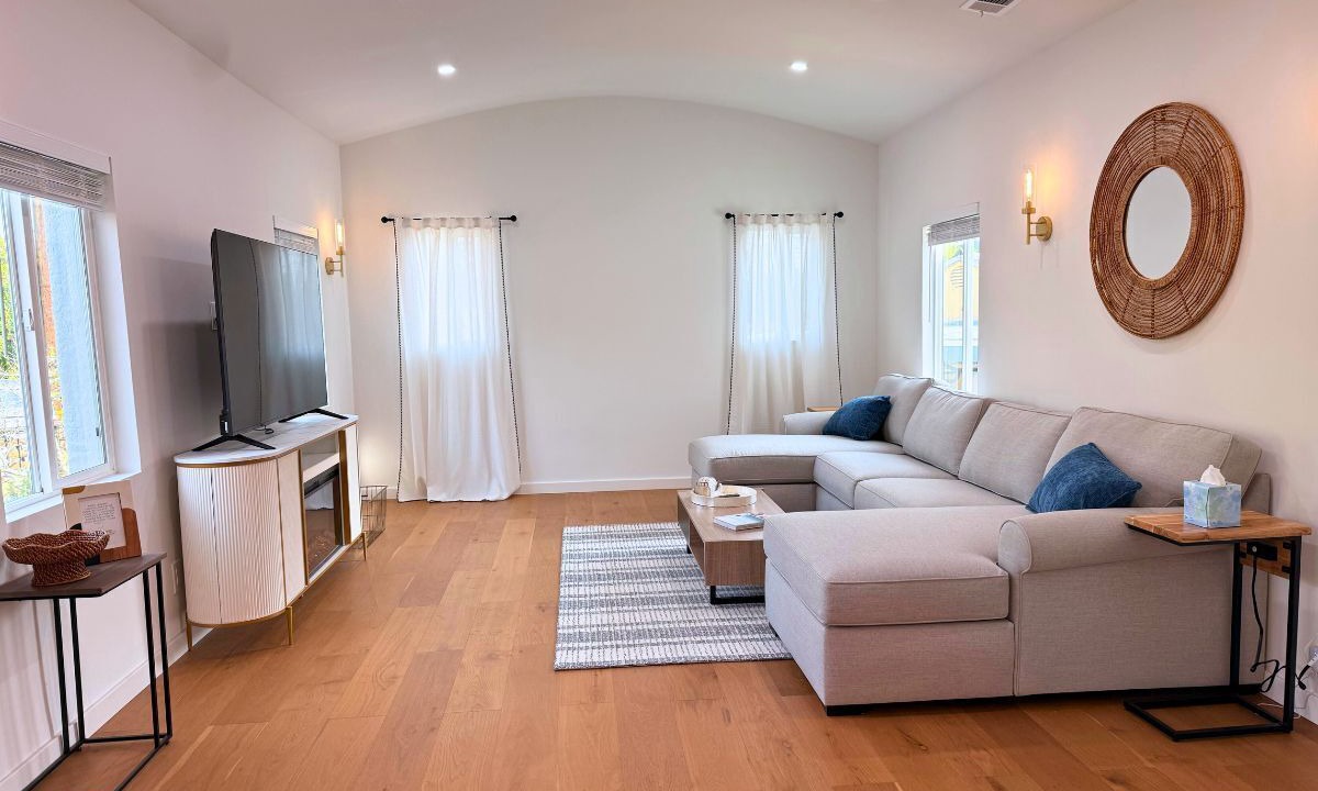 Photo of Livingroom in Eagle Rock
