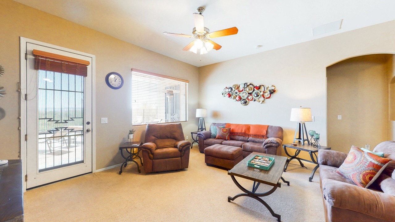 Photo of Livingroom in Quail Crossing