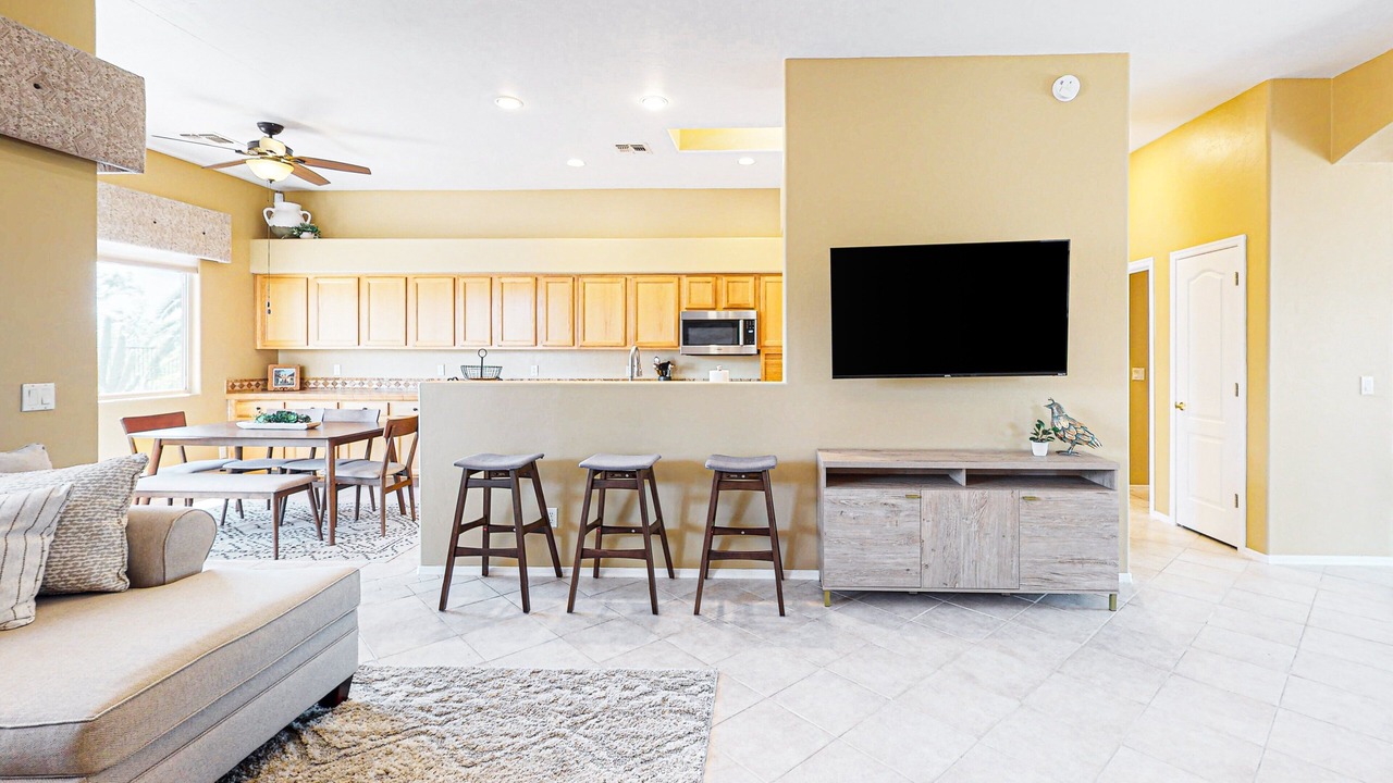 Photo of Livingroom in Dove Mountain