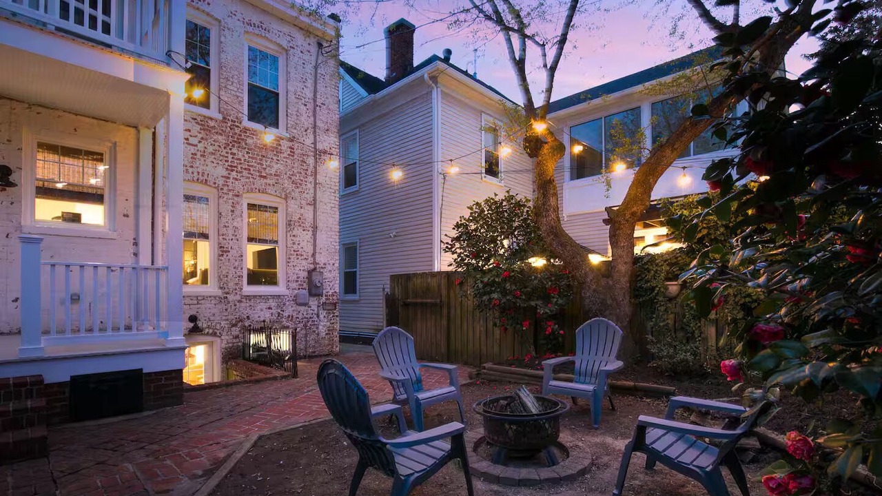 Photo of Patio Balcony in Museum District