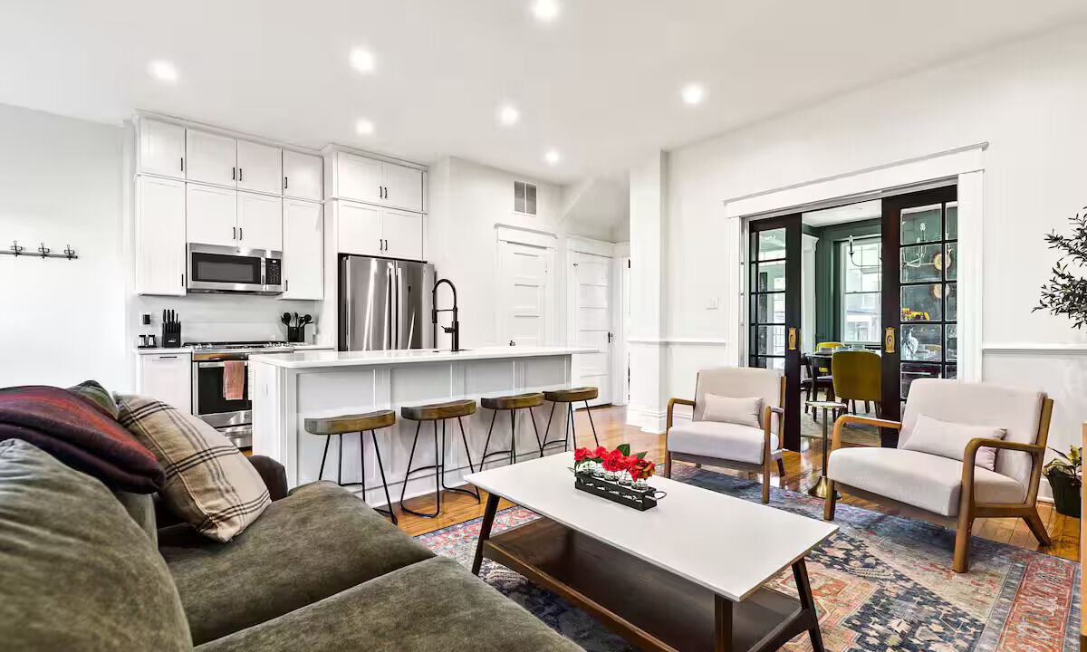 Photo of Livingroom in Museum District