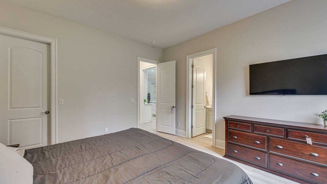 Photo of Bedroom in Bowling Green