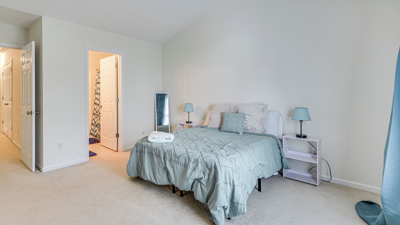 Photo of Bedroom in Matthews