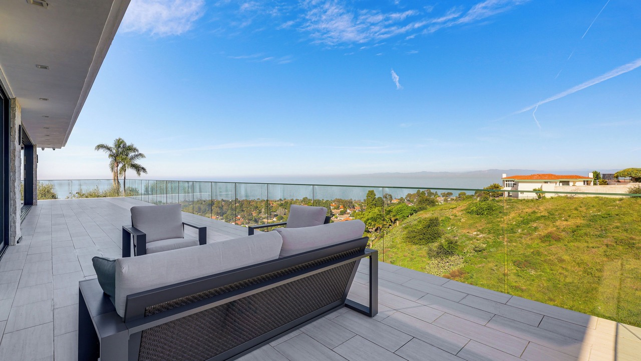 Photo of Patio Balcony in Palos Verdes Estates