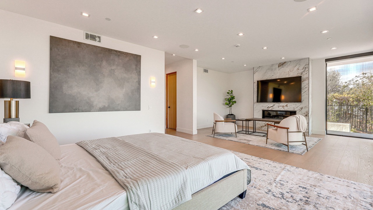 Photo of Bedroom in Palos Verdes Estates