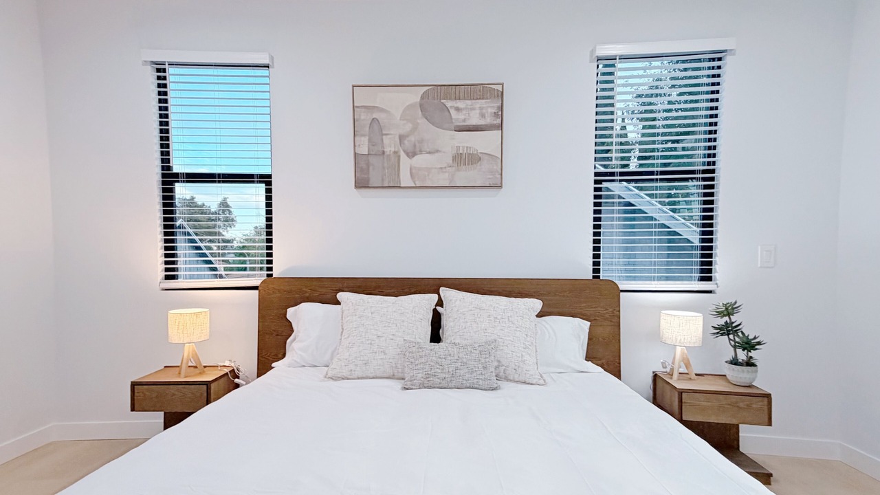 Photo of Bedroom in Mid Central