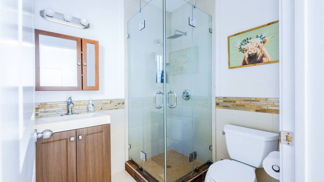 Photo of Bathroom in Atwater Village