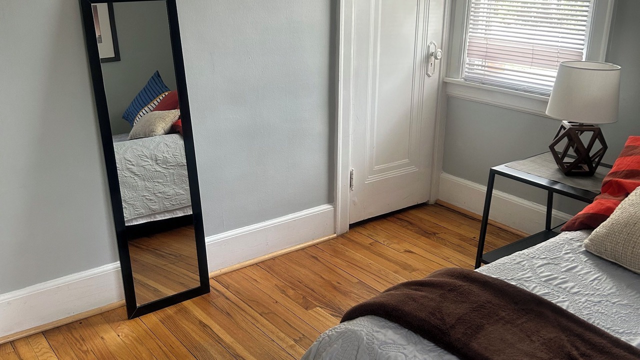 Photo of Bedroom in Royal Oak