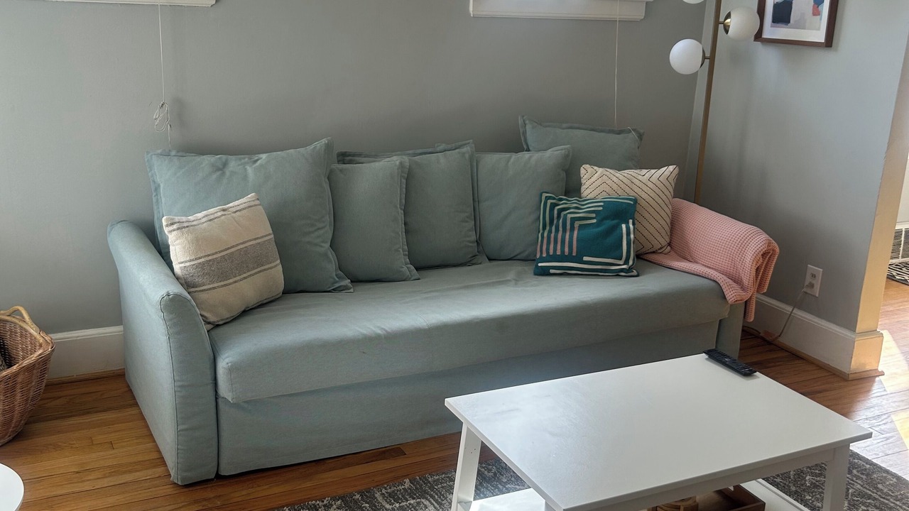 Photo of Livingroom in Royal Oak