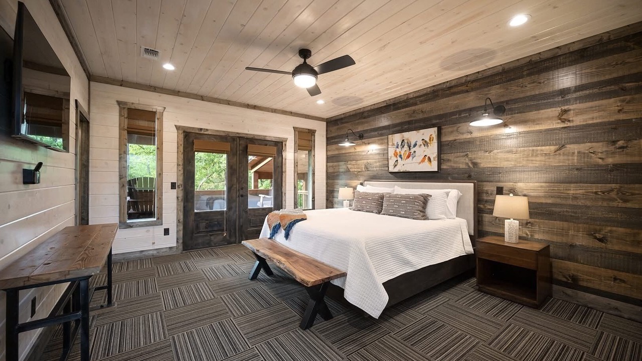 Photo of Bedroom in Broken Bow