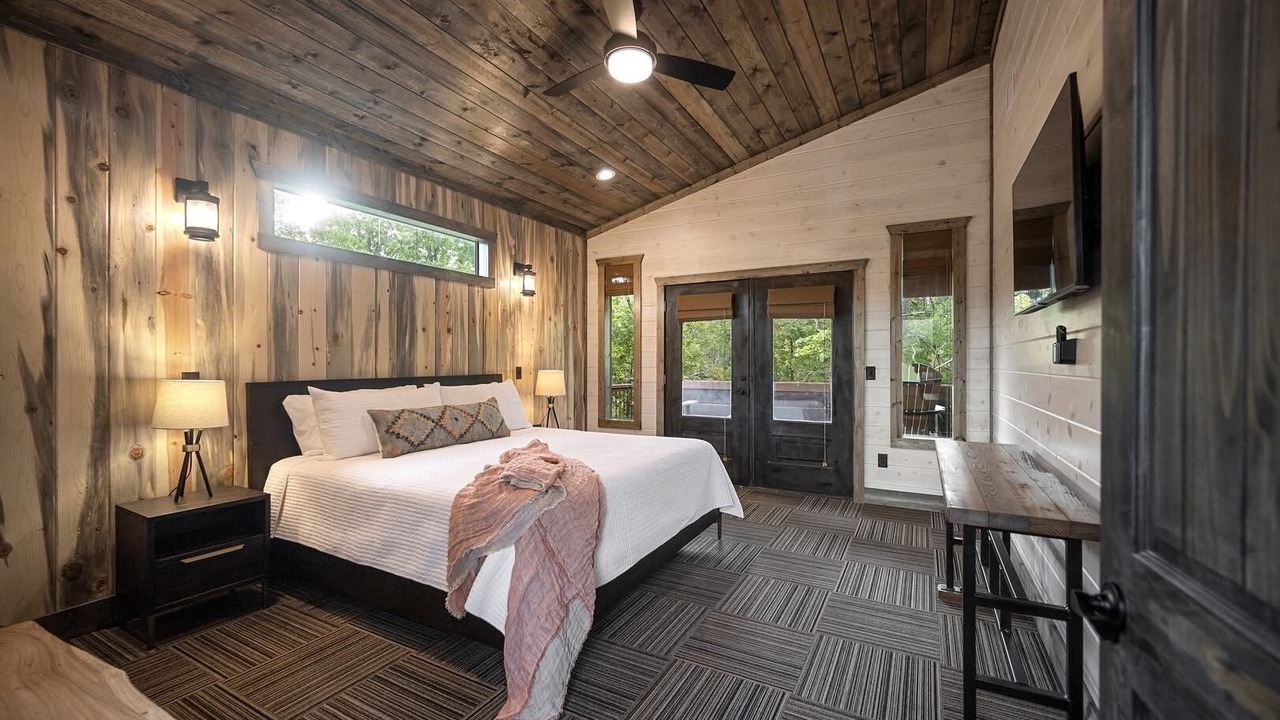Photo of Bedroom in Broken Bow