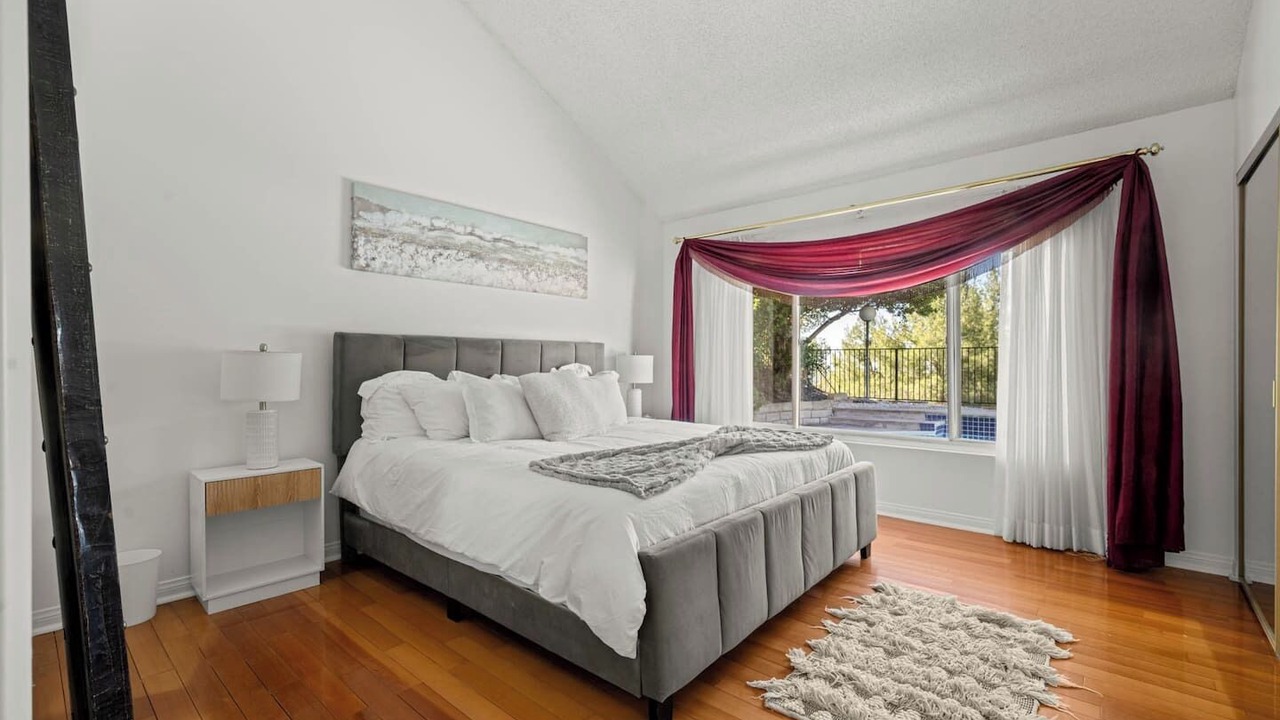 Photo of Bedroom in Glendale