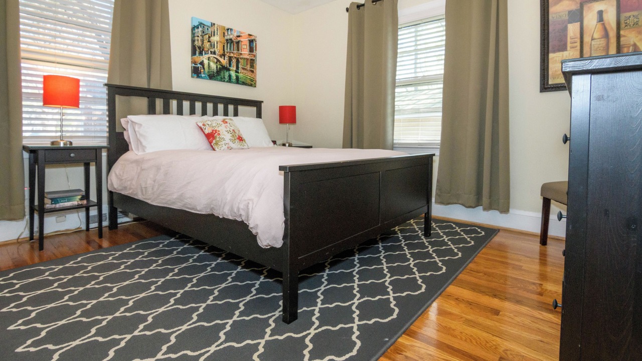 Photo of Bedroom in Plaza Midwood