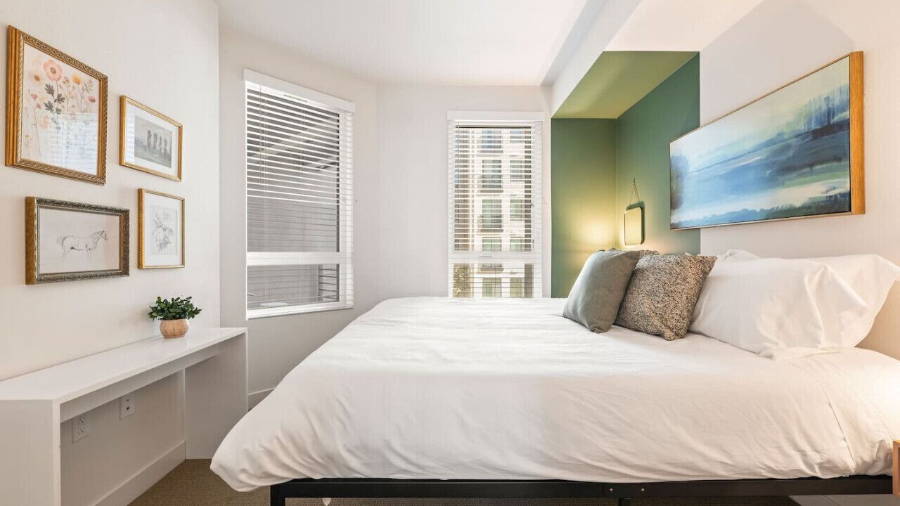 Photo of Bedroom in Santa Ana Heights