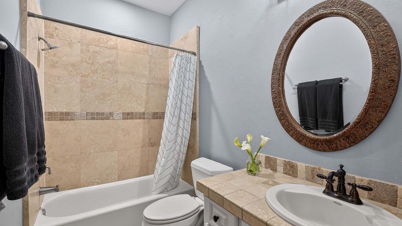 Photo of Bathroom in Rob Roy On The Lake