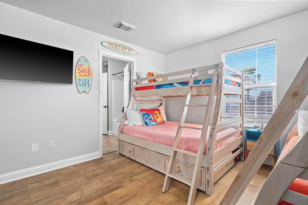 Photo of Bedroom in Safe Harbor