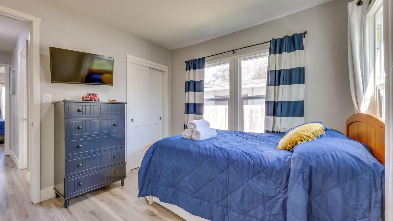 Photo of Bedroom in Hanford