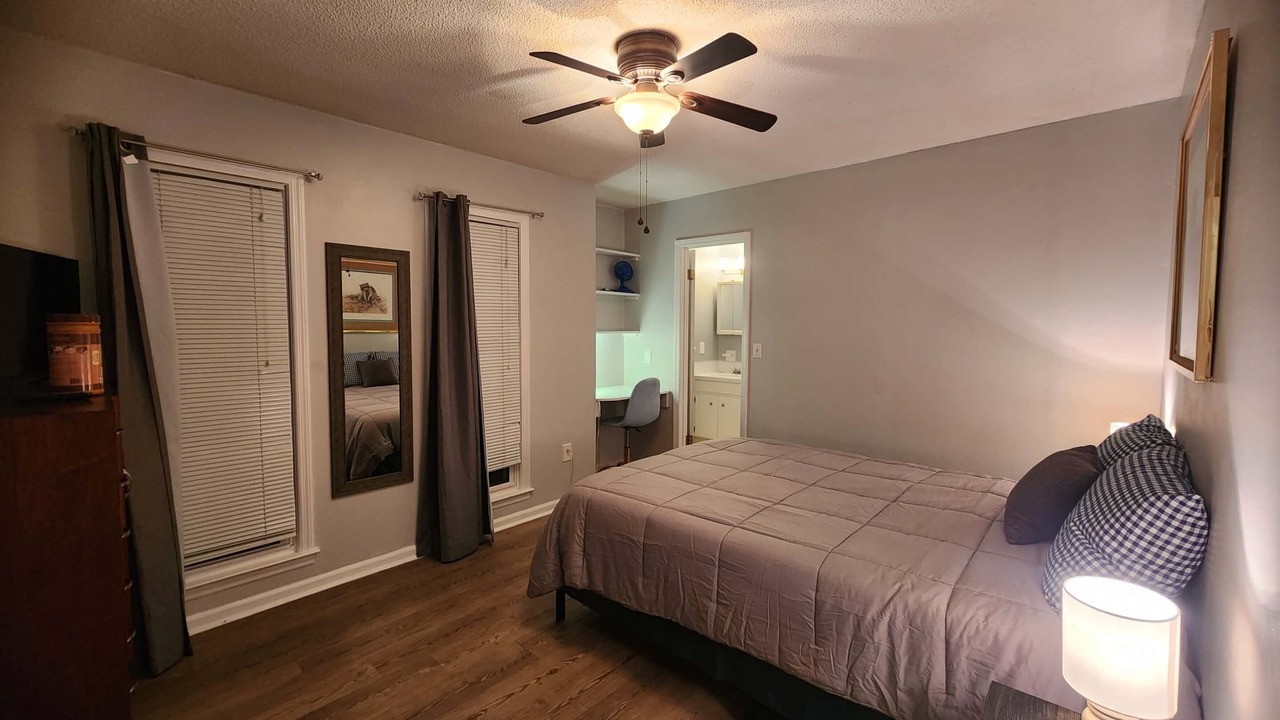 Photo of Bedroom in Summerville