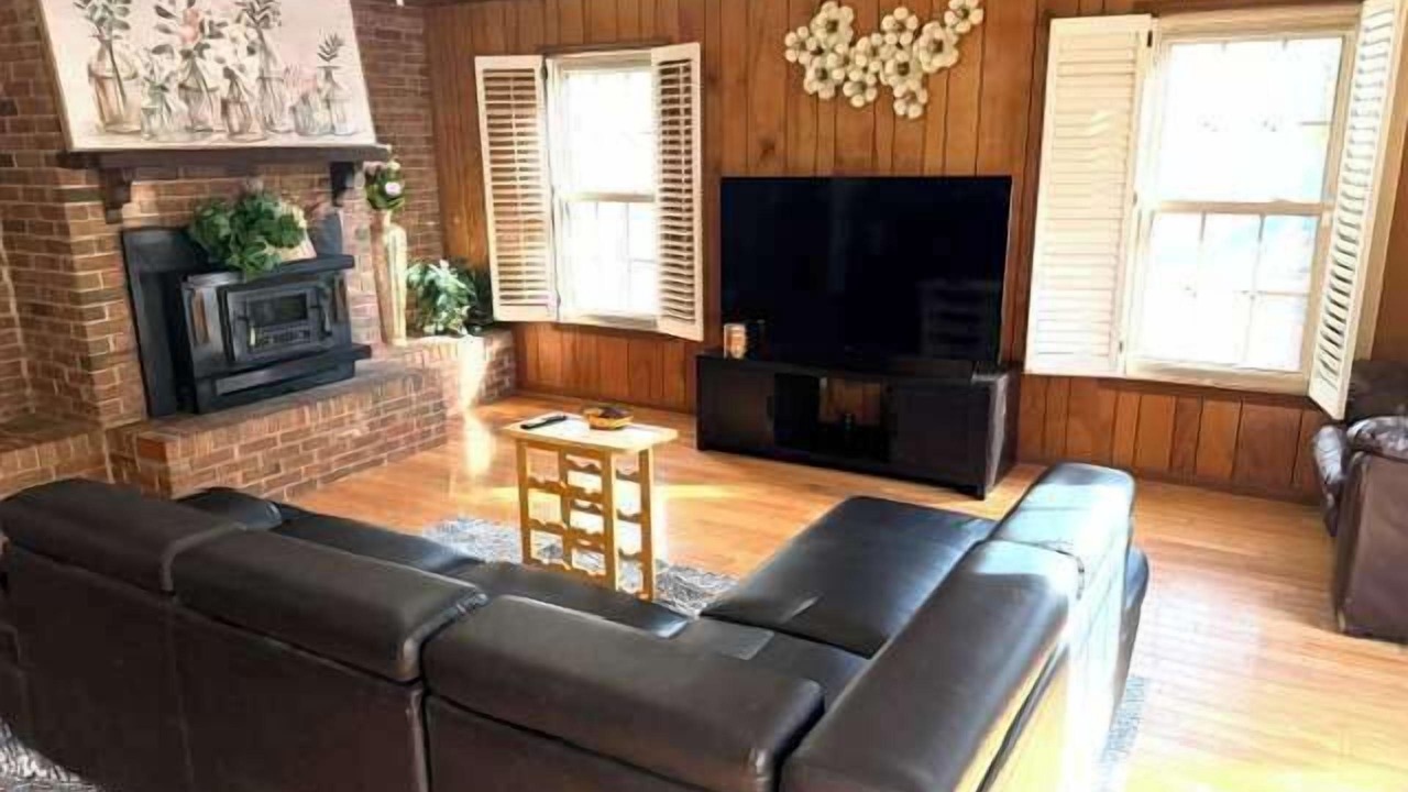 Photo of Livingroom in Statesboro