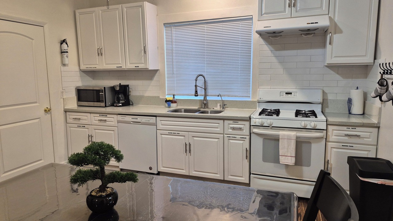 Photo of Kitchen in Bungalow Heaven
