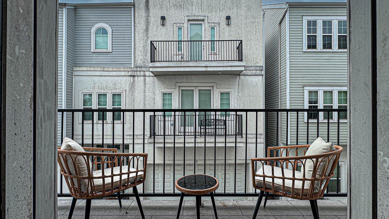 Photo of Patio Balcony in Shady Acres