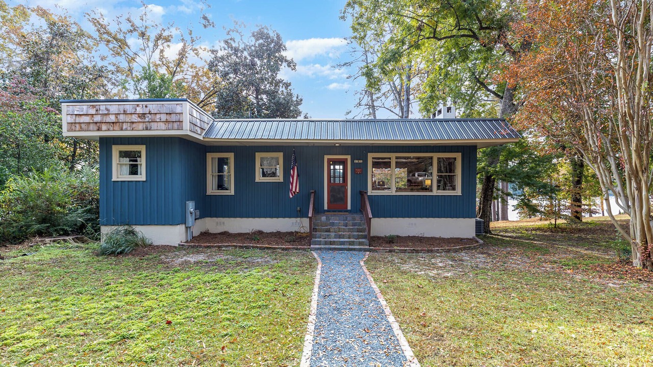 Photo of Outdoor in Lemon Springs