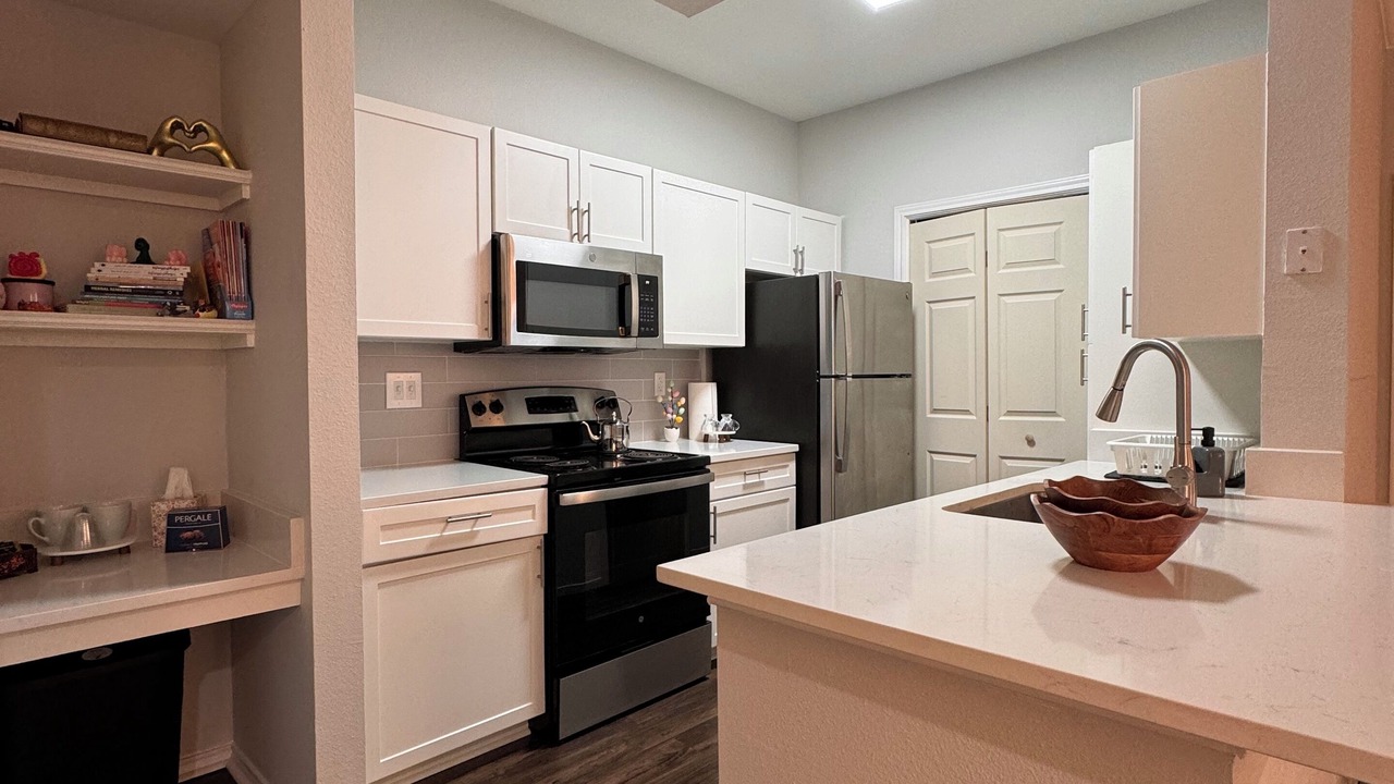 Photo of Kitchen in Energy Corridor