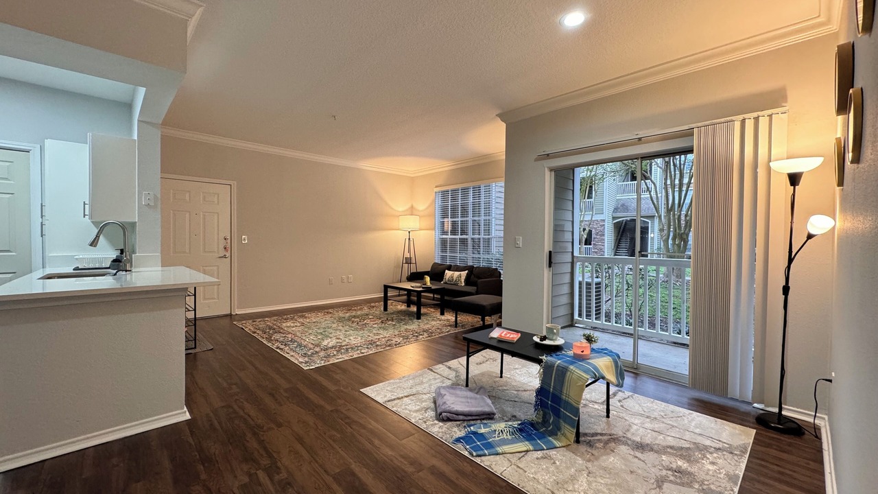 Photo of Livingroom in Energy Corridor