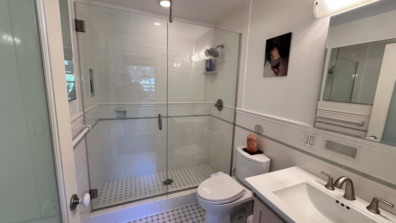 Photo of Bathroom in Hollywood Hills