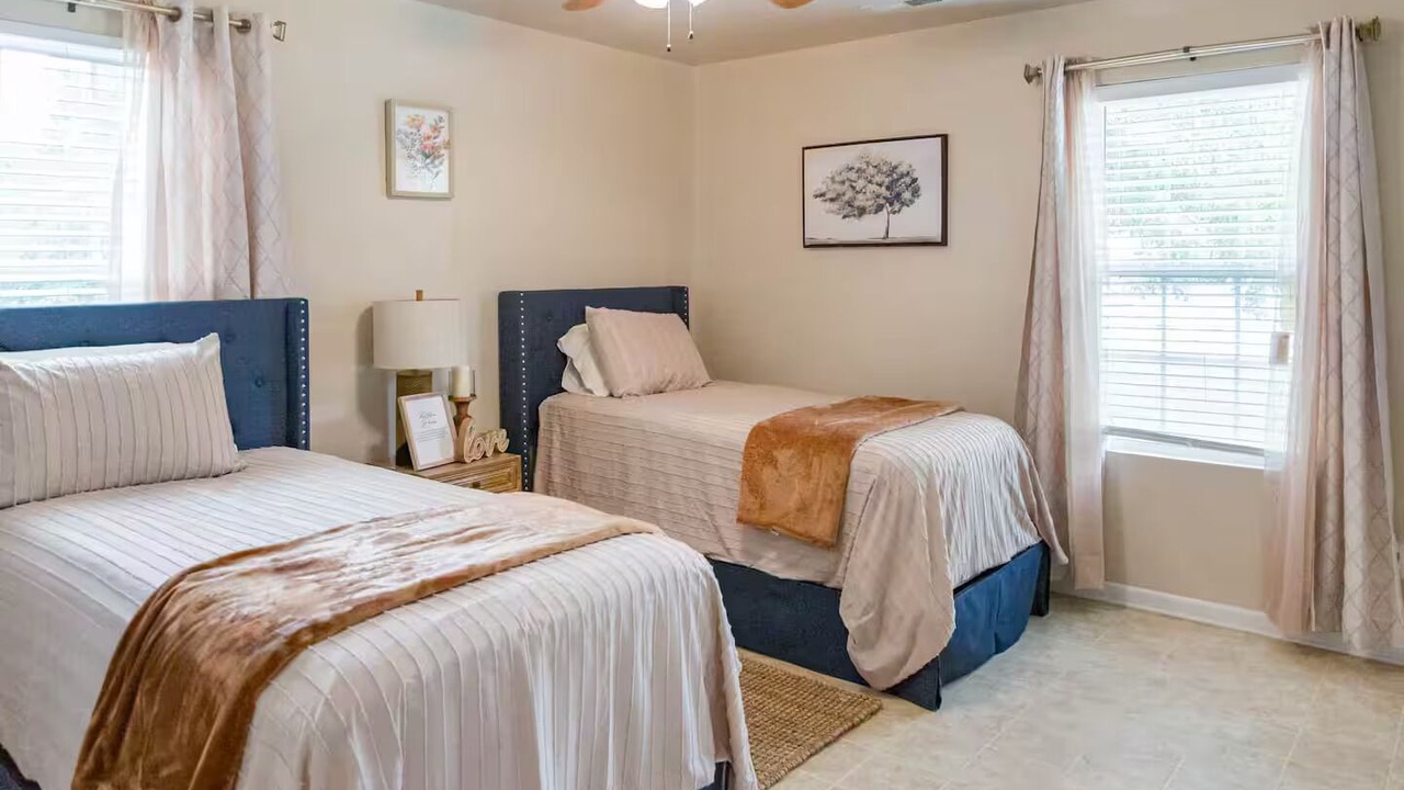 Photo of Bedroom in Pineville