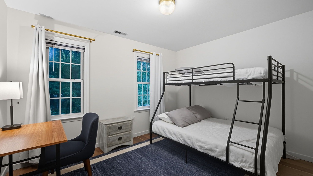 Photo of Bedroom in North Chesterfield