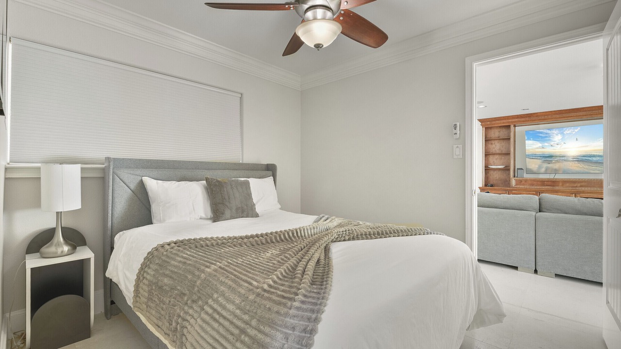 Photo of Bedroom in Clear Lake Shores