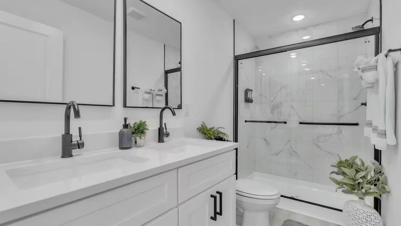 Photo of Bathroom in Drayton