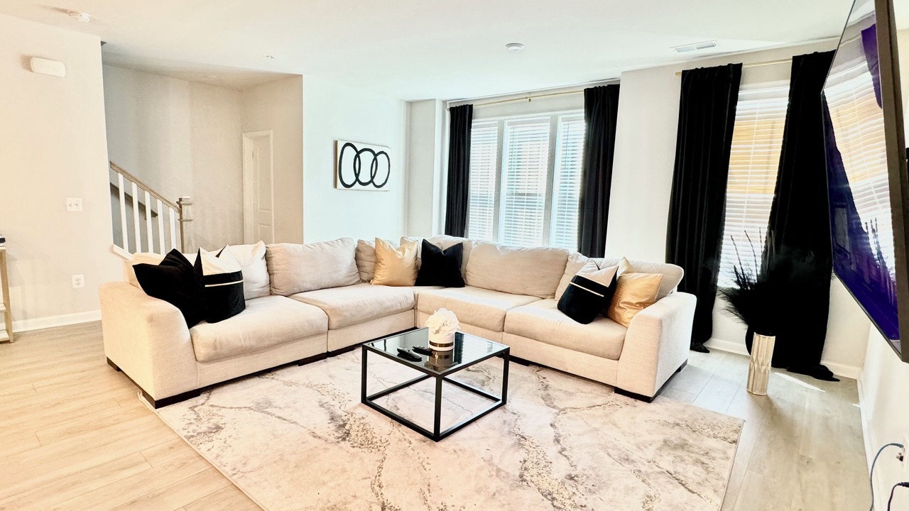 Photo of Livingroom in Glen Allen