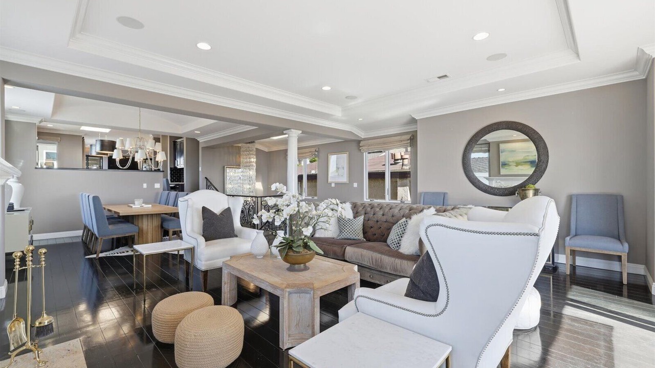Photo of Livingroom in The Strand