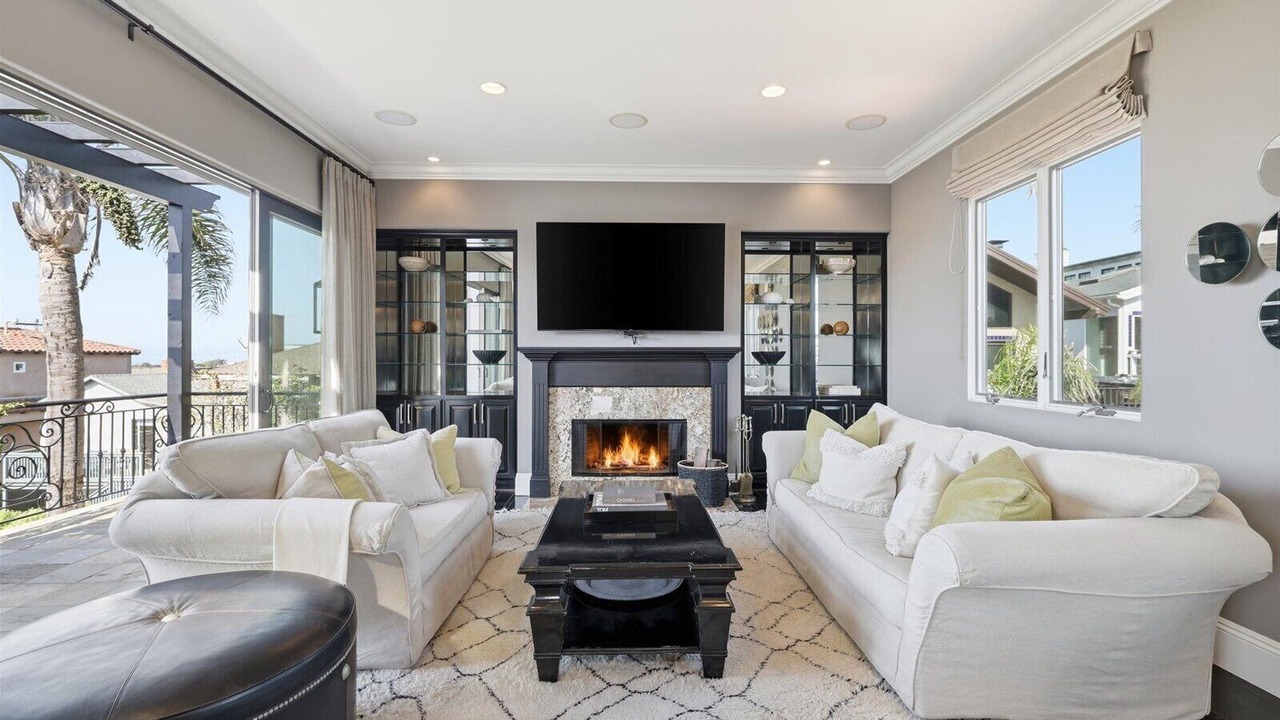 Photo of Livingroom in The Strand
