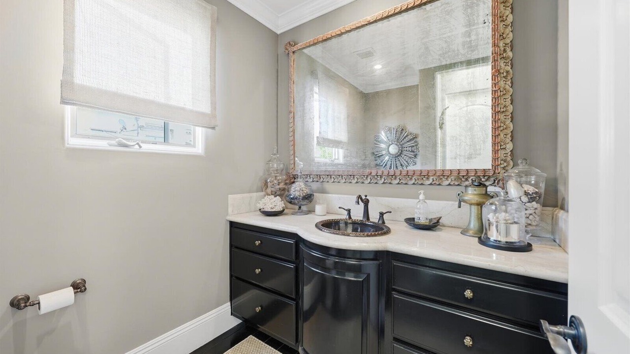 Photo of Bathroom in The Strand
