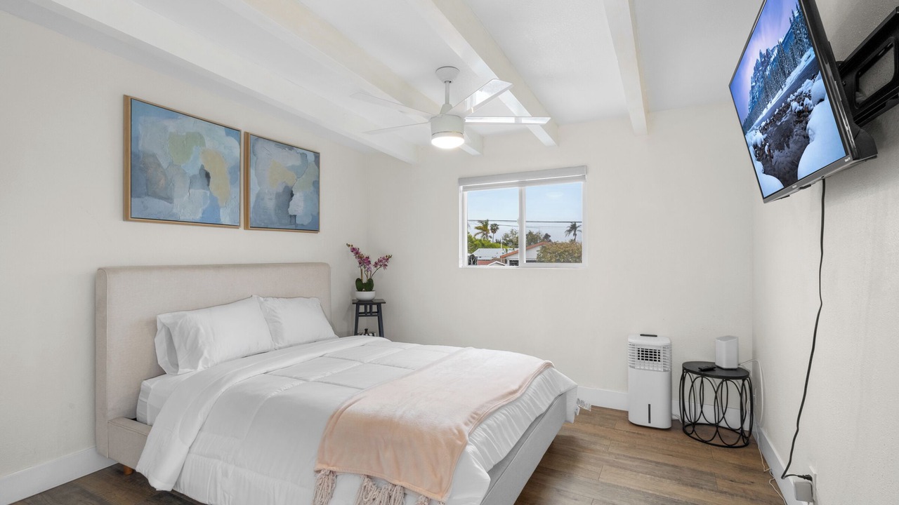 Photo of Bedroom in National City