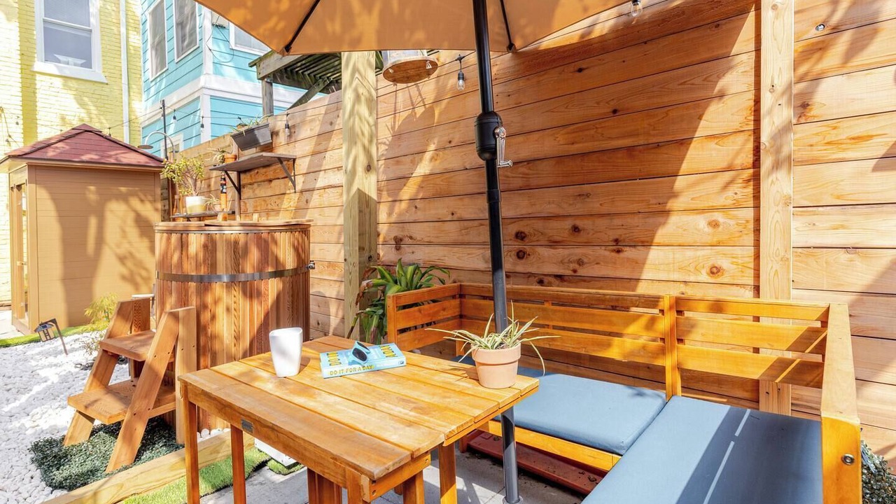 Photo of Patio Balcony in H Street Corridor