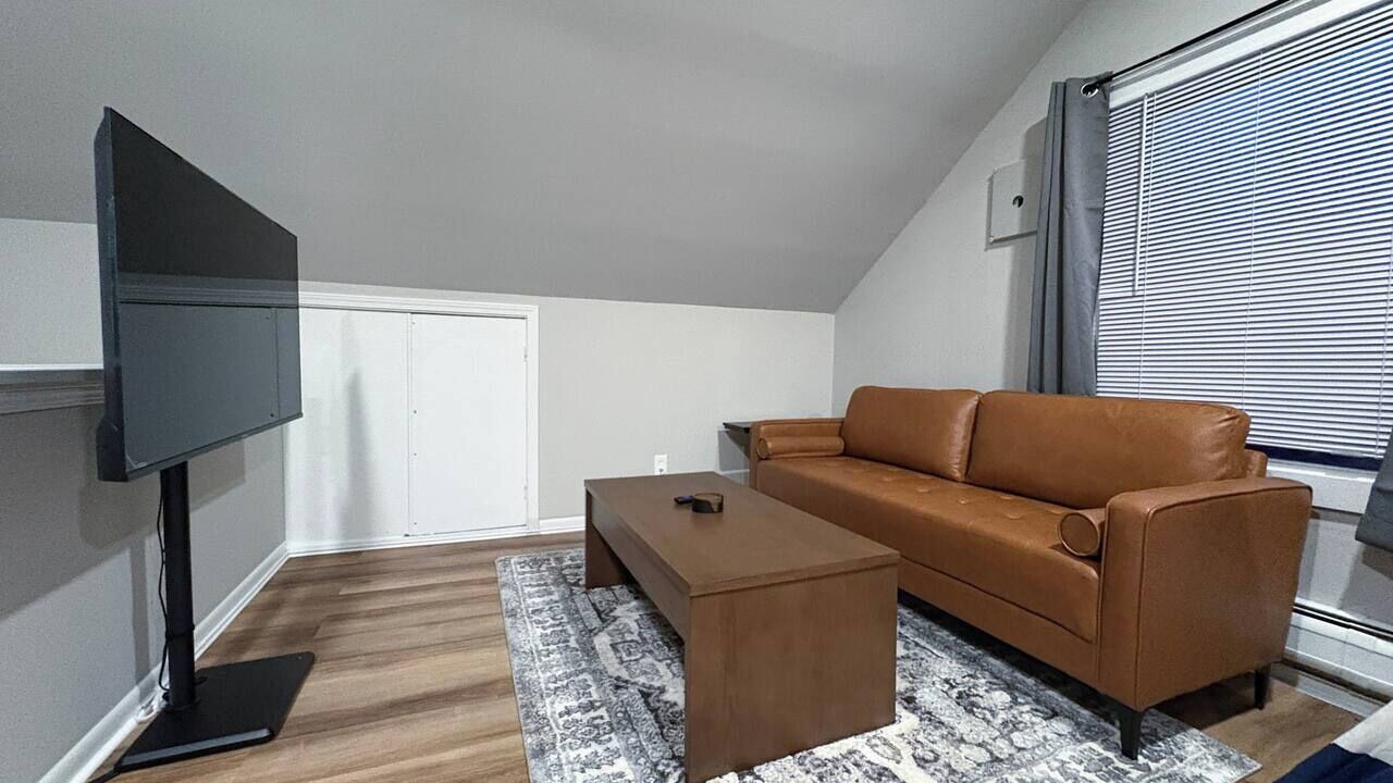 Photo of Livingroom in Troy