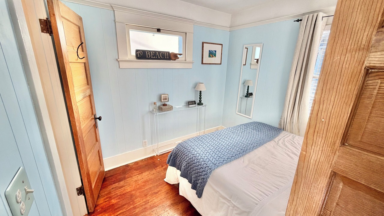 Photo of Bedroom in South Redondo