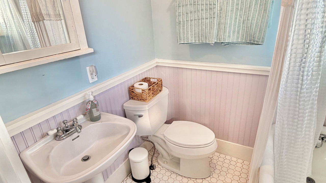Photo of Bathroom in South Redondo