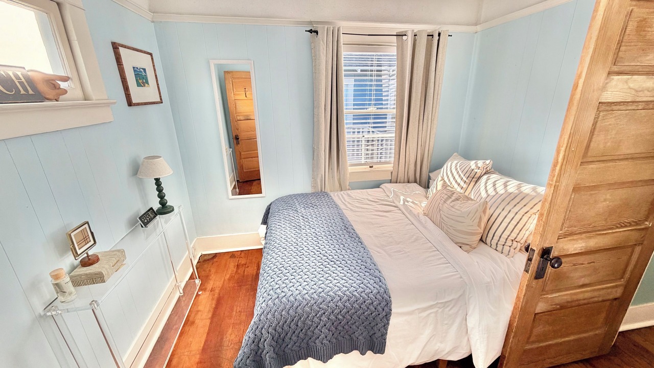 Photo of Bedroom in South Redondo