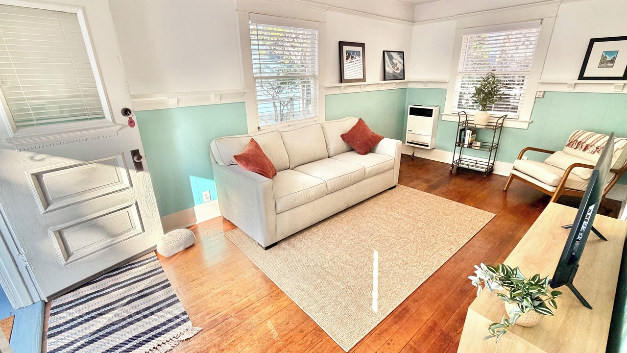 Photo of Livingroom in South Redondo