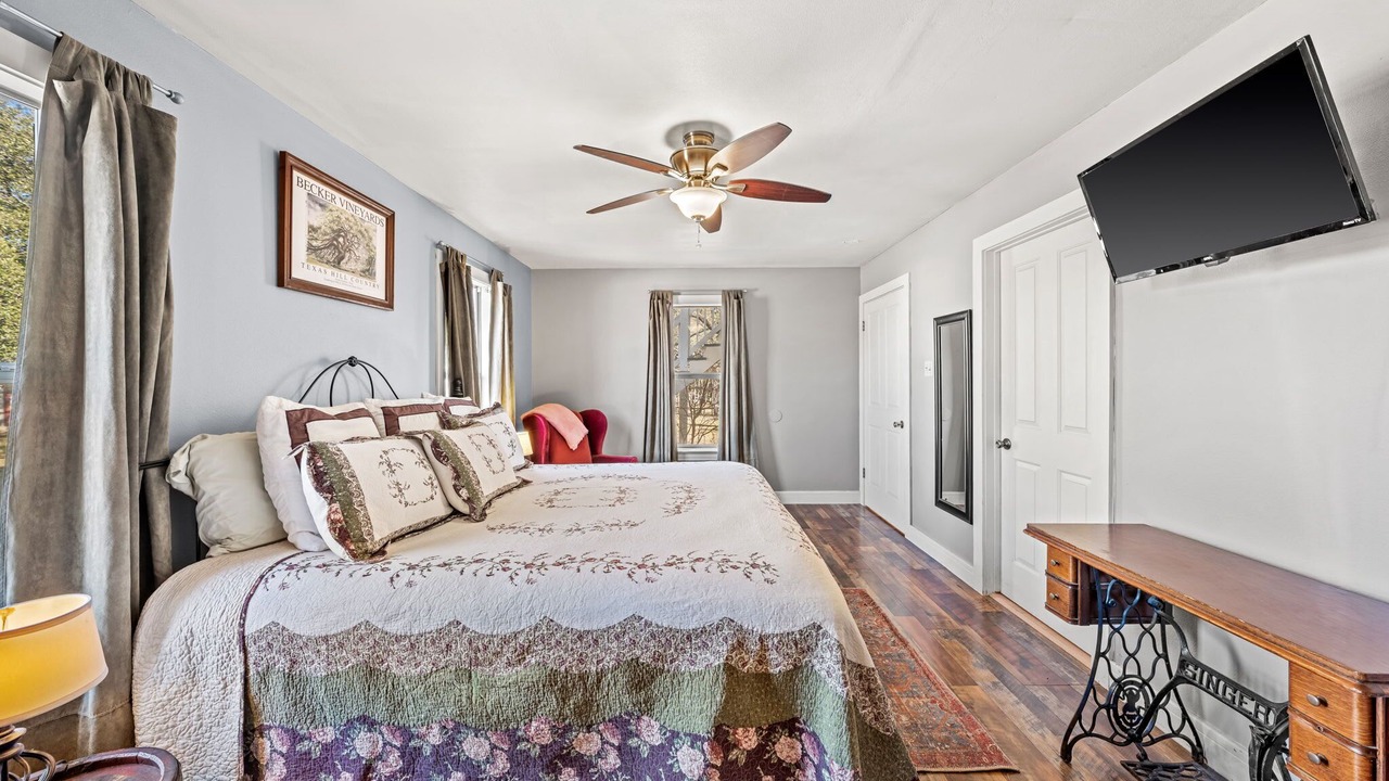 Photo of Bedroom in Fredericksburg