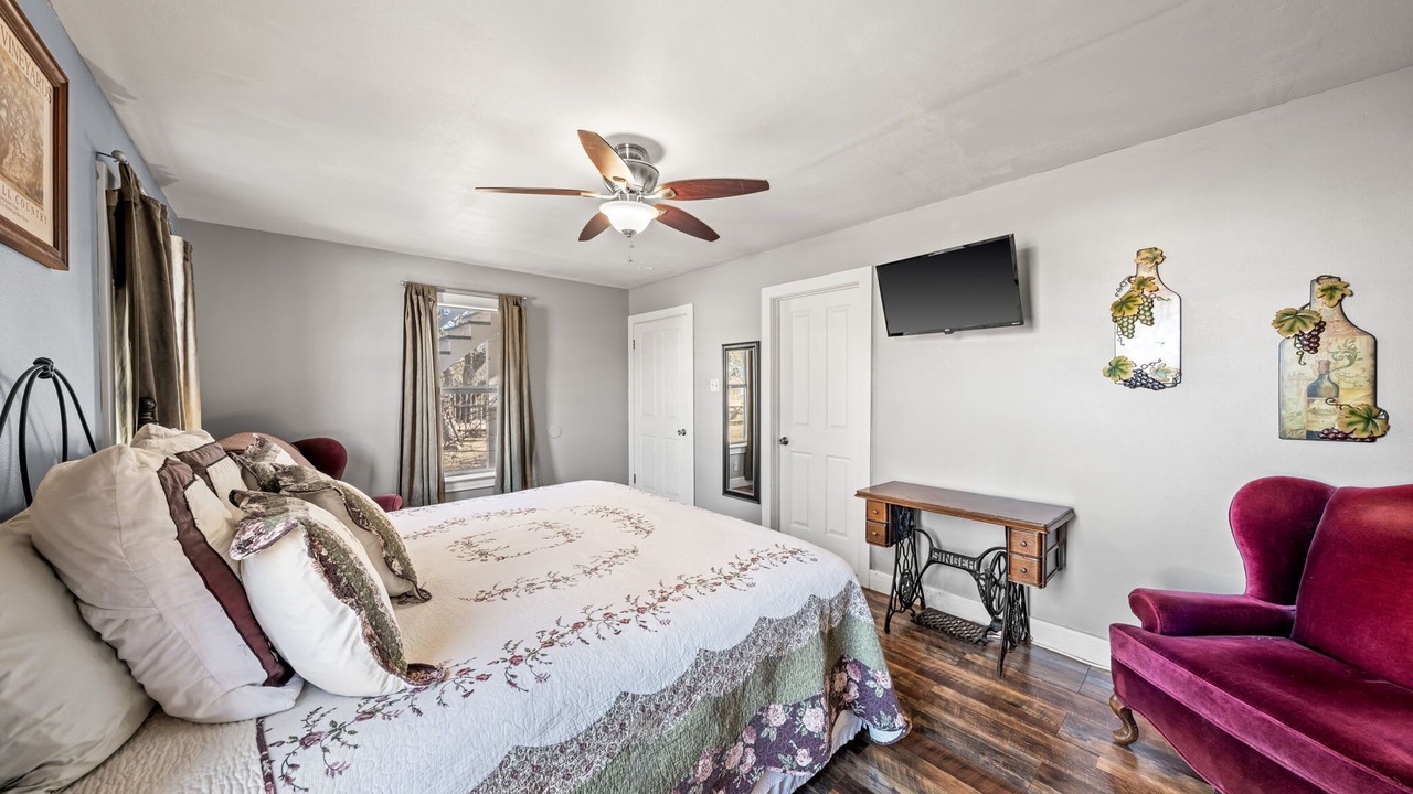 Photo of Bedroom in Fredericksburg