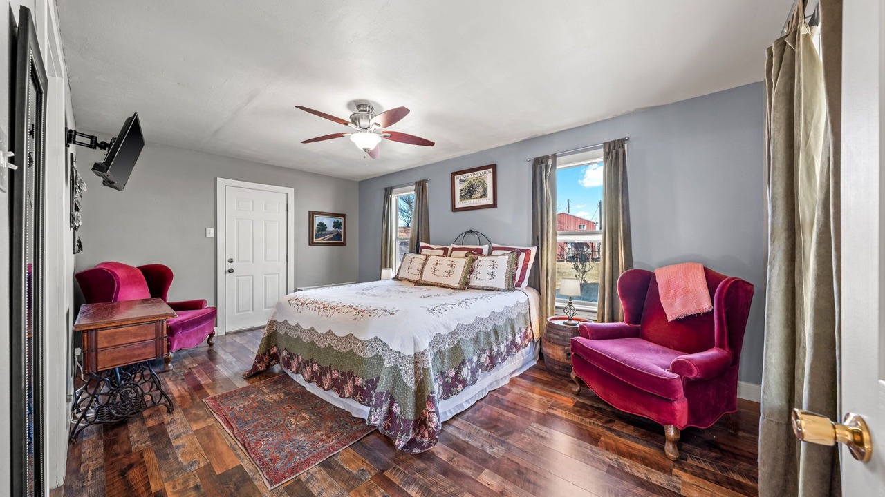 Photo of Bedroom in Fredericksburg