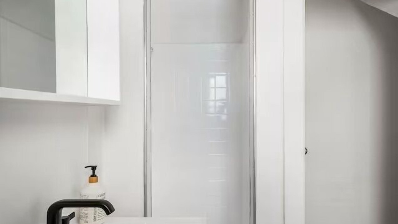 Photo of Bathroom in Palms